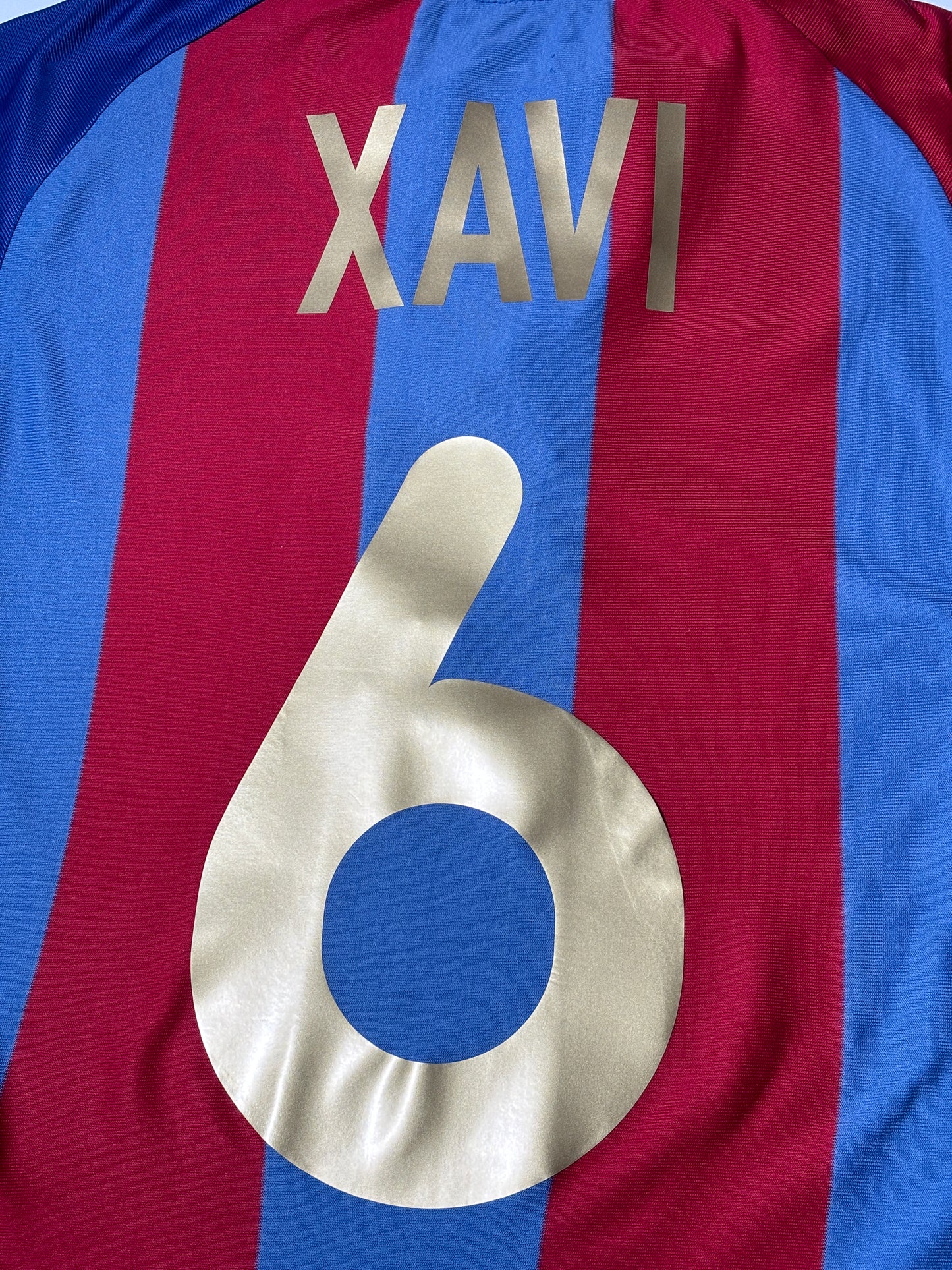 2001/02 FC Barcelona Jersey Xavi #6 - (S)