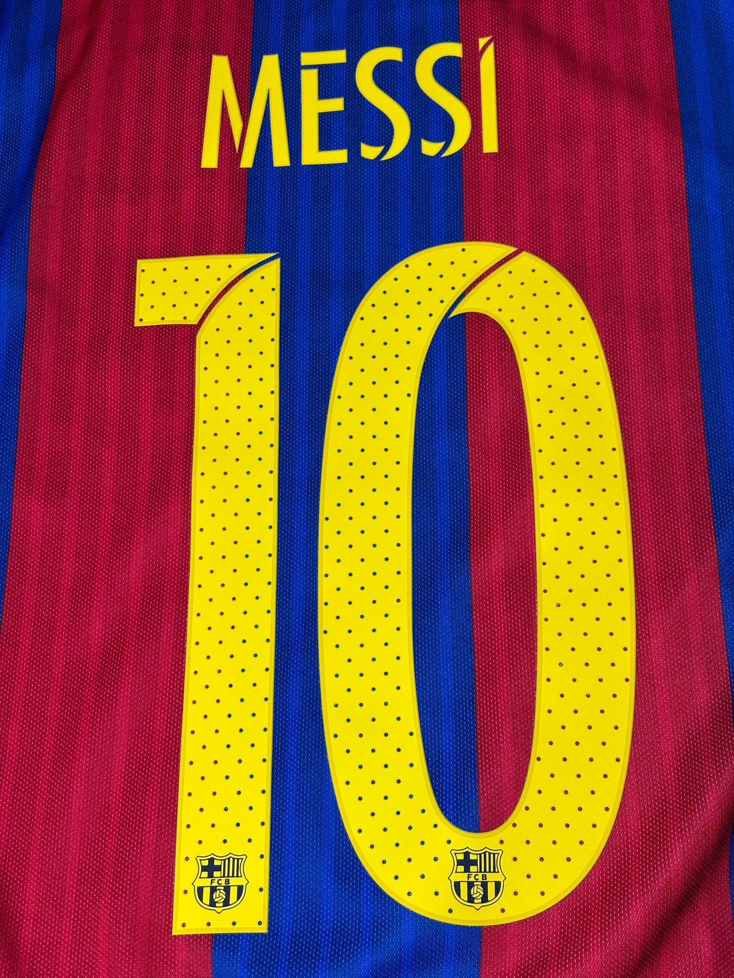 FC Barcelona 2016/17 Jersey Messi #10 - (L)