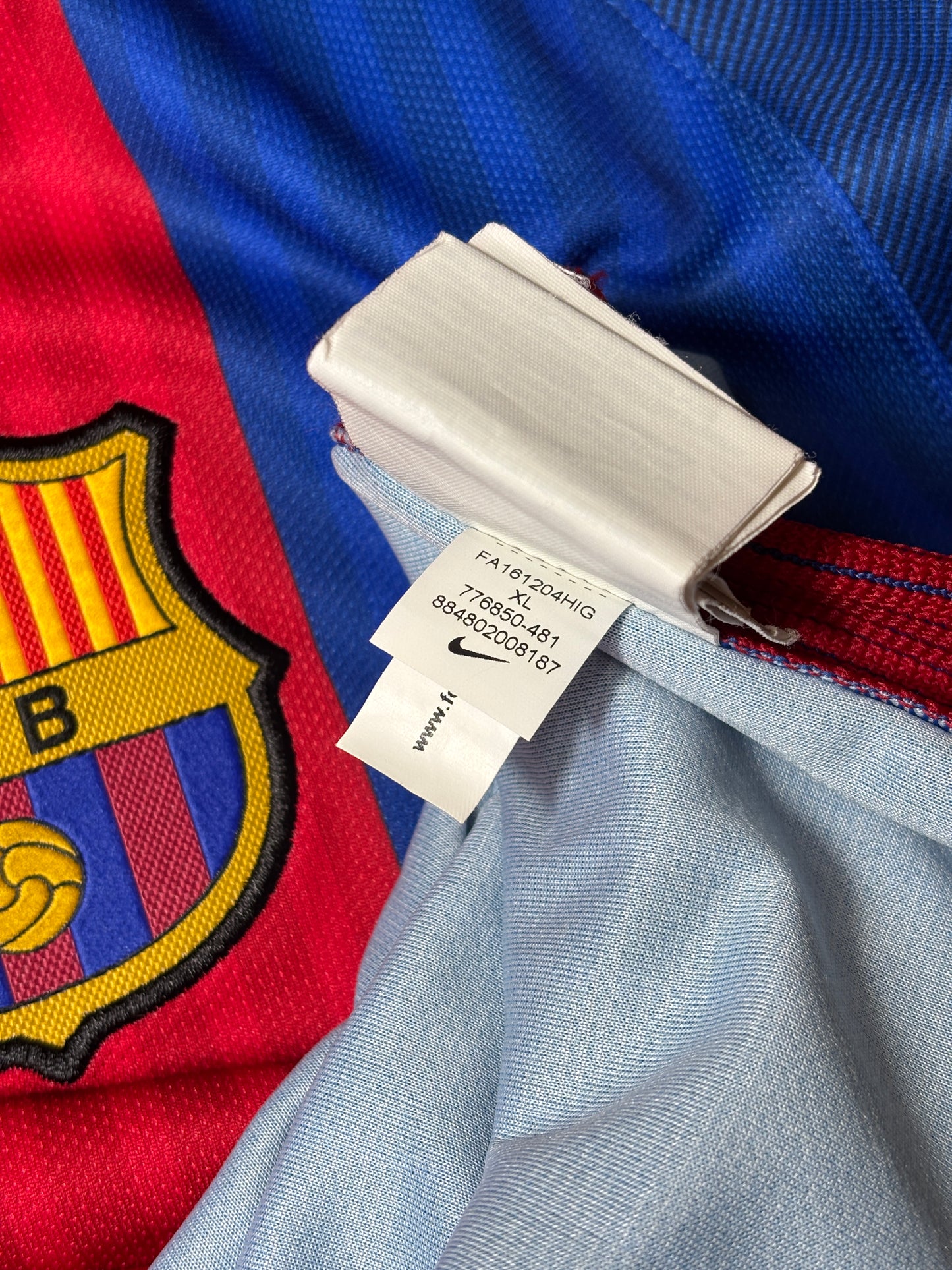 FC Barcelona 2016/17 Jersey Neymar Jr #11 (XL)