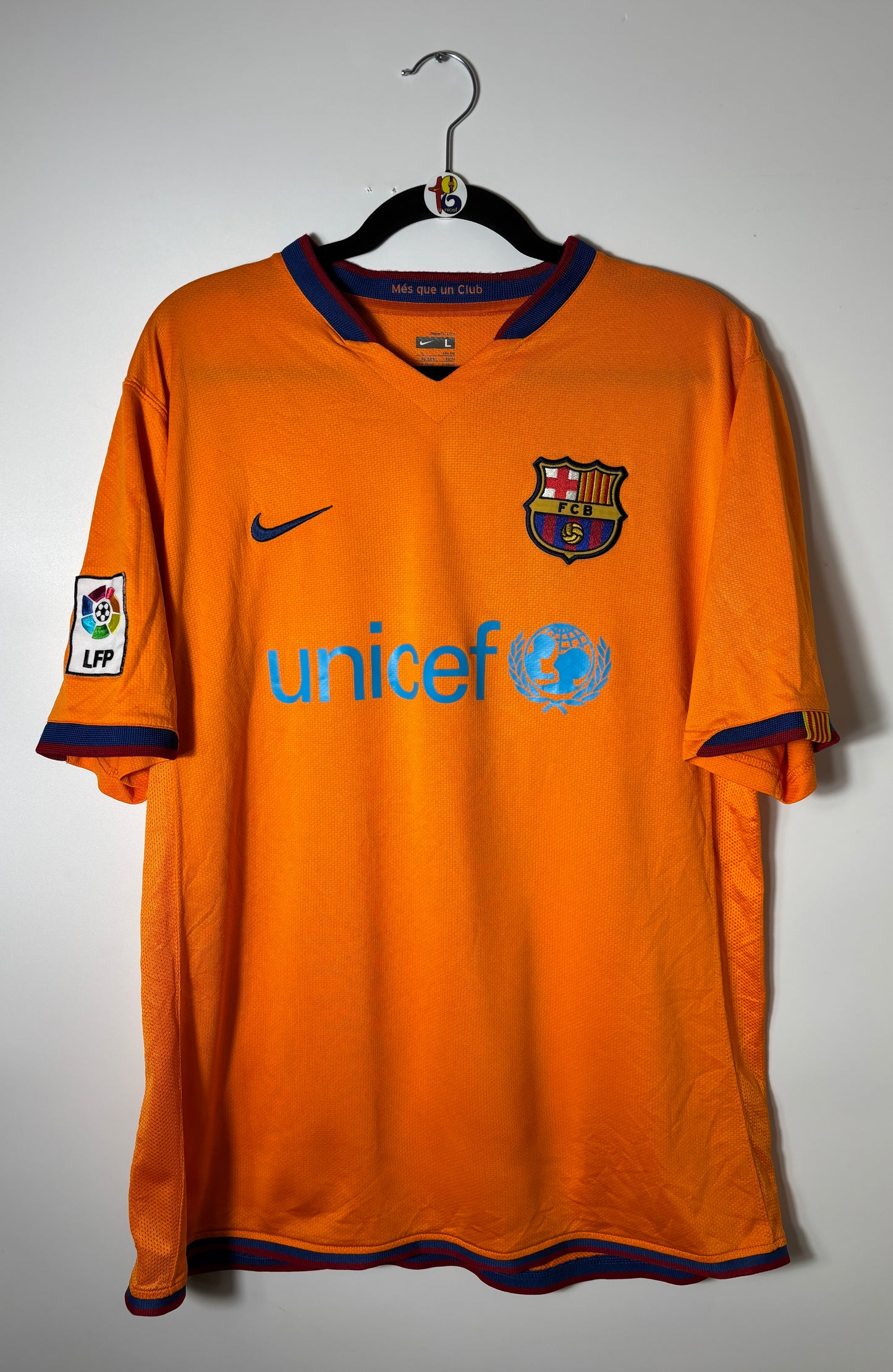 2006/07 FC Barcelona Jersey Messi #19 - (L)