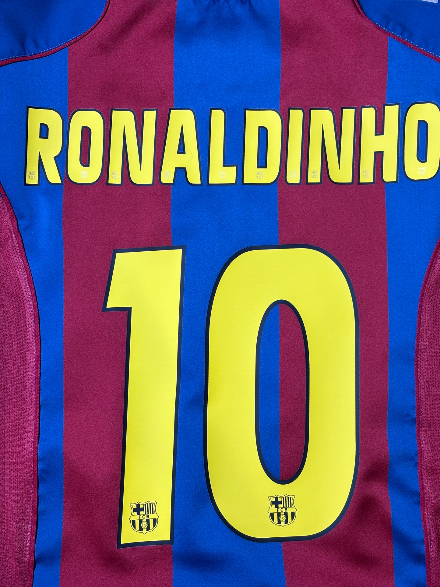 2004/05 FC Barcelona Jersey Ronaldinho #10 (M)