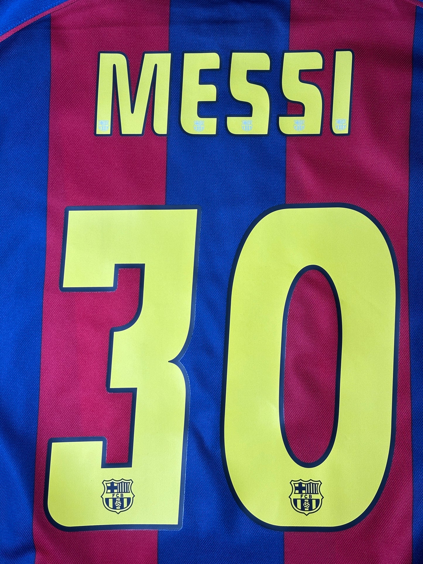 2004/05 FC Barcelona Jersey Messi #30 - (XL)