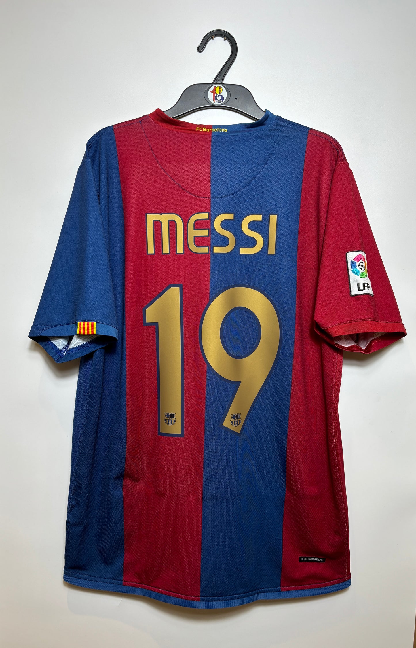 2006/07 FC Barcelona Jersey Messi #19 - (L)