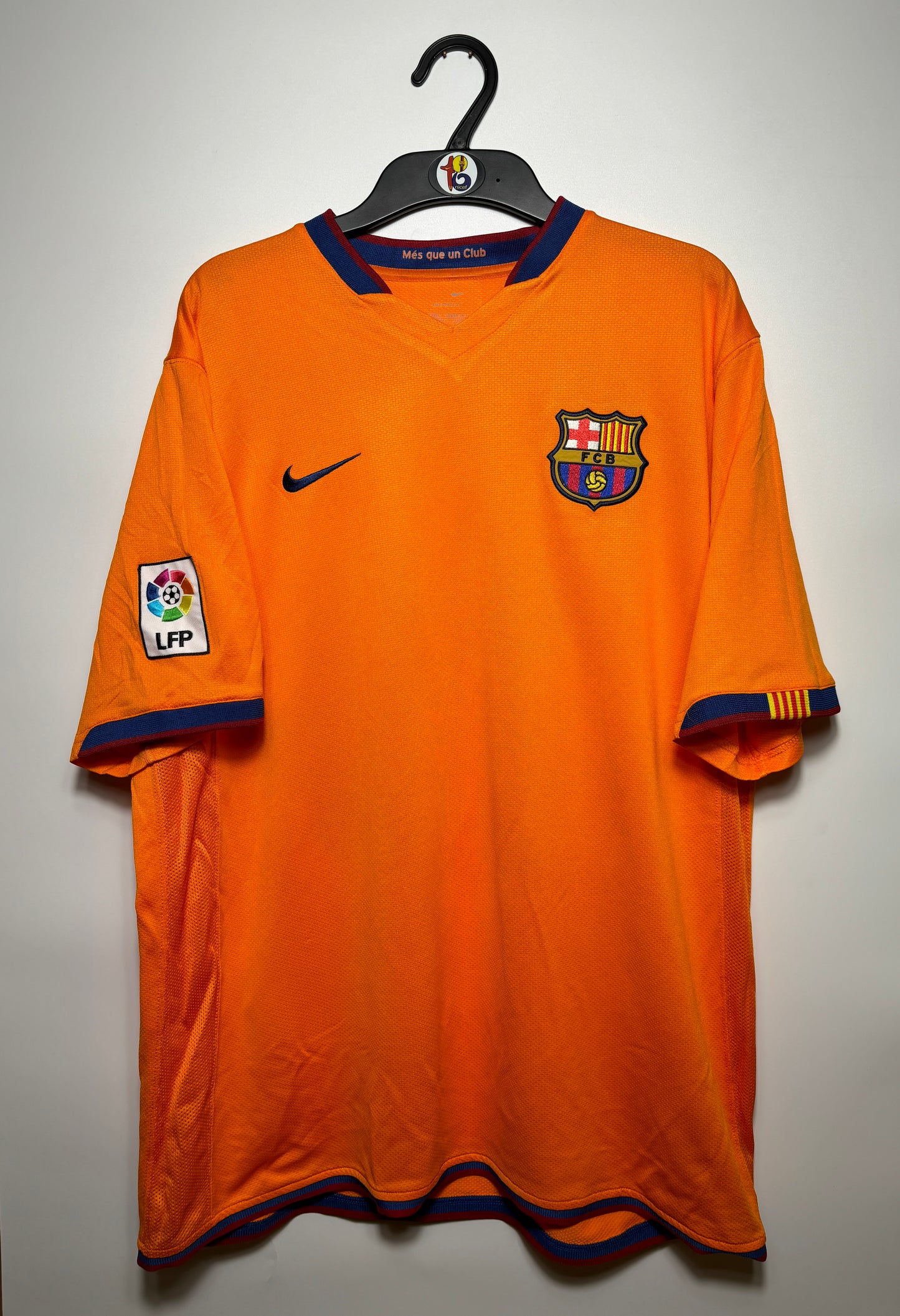 2006/07 FC Barcelona Jersey Ronaldinho #10 - (L)